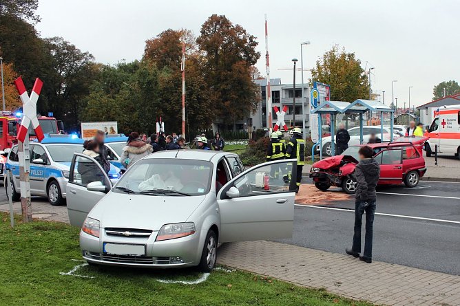 Unfall in der Dingelstädter Straße (Foto: Feuerwehr Heiligenstadt) Unfall in der Dingelstädter Straße (Foto: Feuerwehr Heiligenstadt)