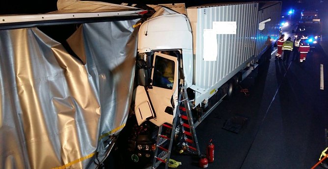 Unfall auf der A 38 (Foto: Feuerwehr Breitenworbis)