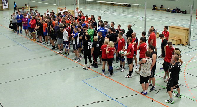 Traditionelles Volleyballturnier in Sondershausen (Foto: Karl-Heinz Herrmann) Traditionelles Volleyballturnier in Sondershausen (Foto: Karl-Heinz Herrmann)
