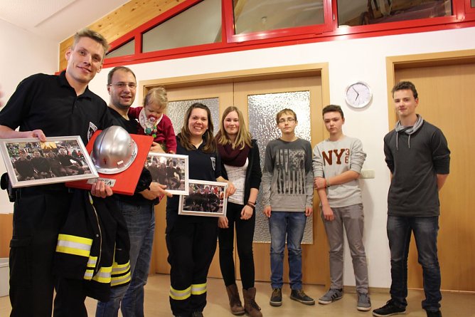 Jugendfeuerwehr Heilbad Heiligenstadt (Foto: Jugendfeuerwehr Heilbad Heiligenstadt) Jugendfeuerwehr Heilbad Heiligenstadt (Foto: Jugendfeuerwehr Heilbad Heiligenstadt)