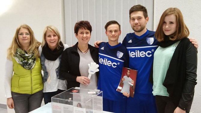 Spenden beim Leitec-Cup (Foto: Heike B&uuml;chner)