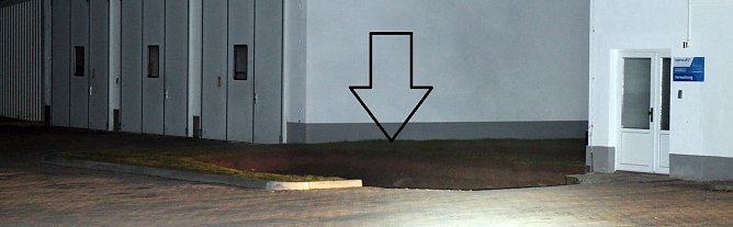 Erdfall: 40 Meter tief (Foto: nnz)