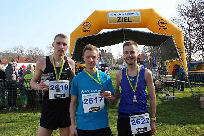 Ergebnisse vom 38. Kyffhäuserberglauf (Foto: Karl-Heinz Herrmann) Ergebnisse vom 38. Kyffhäuserberglauf (Foto: Karl-Heinz Herrmann)