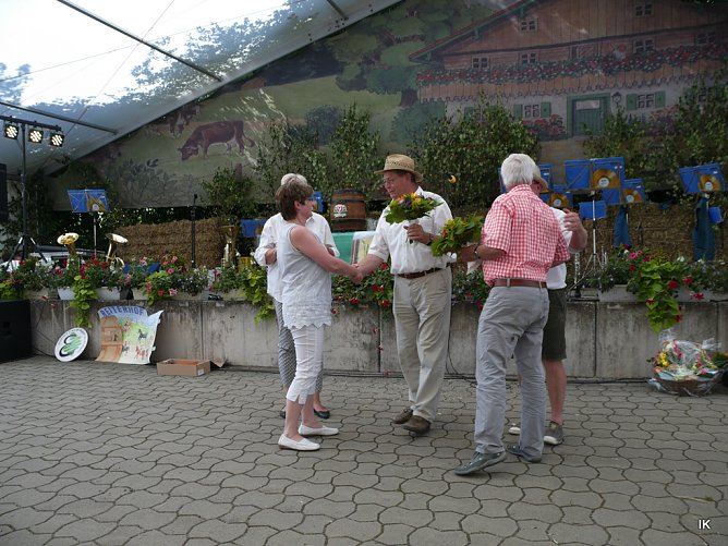 Blumenstr&auml;u&szlig;e als Dank (Foto: Ilka K&uuml;hn)
