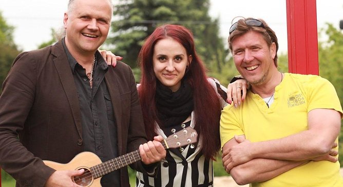 Less People (Foto: Agentur)