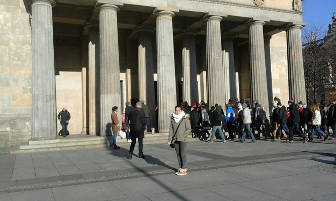 Yasmin trug diese Sachen beim Verschwinden (Foto: Polizeidirektion Sachsen-Anhalt Süd) Yasmin trug diese Sachen beim Verschwinden (Foto: Polizeidirektion Sachsen-Anhalt Süd)