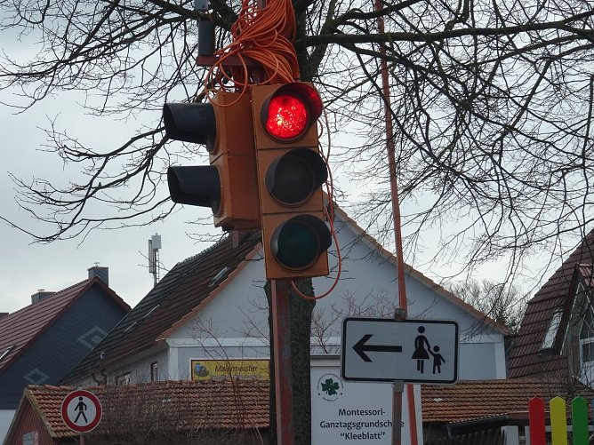 Baustellenampel in Beuren (Foto: Ilka Kühn) Baustellenampel in Beuren (Foto: Ilka Kühn)