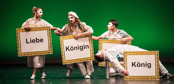 Theresa Köcher, Sarah-Lucy Ertelt, Mauricio Kruse, Lars Englert (Foto: Michael Caspari) Theresa Köcher, Sarah-Lucy Ertelt, Mauricio Kruse, Lars Englert (Foto: Michael Caspari)