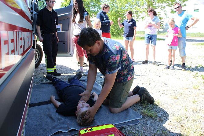 Partnerfeuerwehr (Foto: Feuwerwehr Heilibad Heiligenstadt) Partnerfeuerwehr (Foto: Feuwerwehr Heilibad Heiligenstadt)