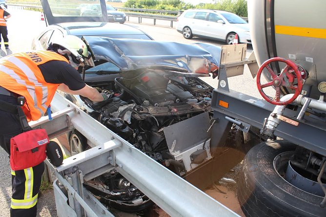 Unfall (Foto: Feuerwehr Heiligenstadt) Unfall (Foto: Feuerwehr Heiligenstadt)