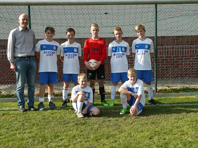 Team K&uuml;llstedt (Foto: Ilka K&uuml;hn)