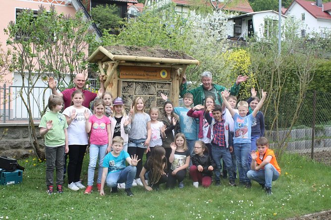 Insektenhotel aufgebaut (Foto: Uwe Müller) Insektenhotel aufgebaut (Foto: Uwe Müller)