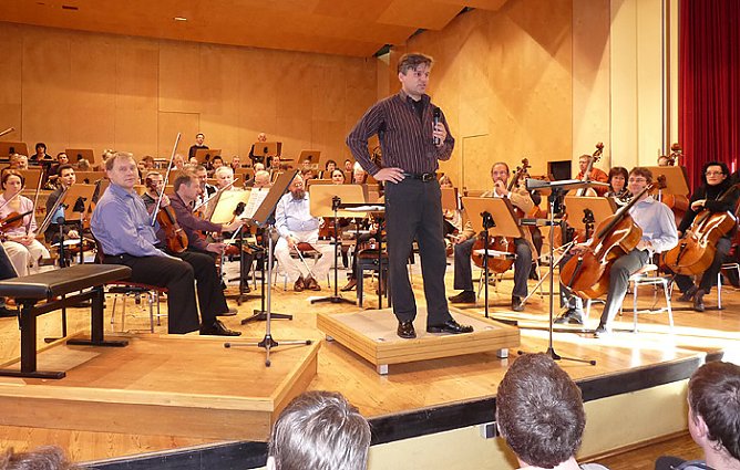 "OrchesterWerkstatt" im Haus der Kunst (Foto: Karl-Heinz Herrmann) "OrchesterWerkstatt" im Haus der Kunst (Foto: Karl-Heinz Herrmann)
