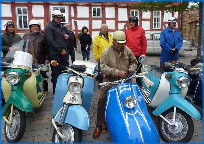 Rollertreffen in Aschenrode (Foto: Hubert W. Rein) Rollertreffen in Aschenrode (Foto: Hubert W. Rein)