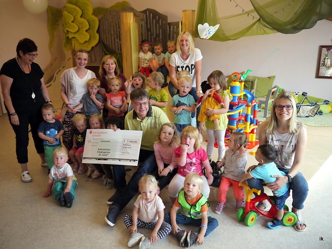 Freude im Kindergarten über Spende (Foto: Ilka Kühn) Freude im Kindergarten über Spende (Foto: Ilka Kühn)