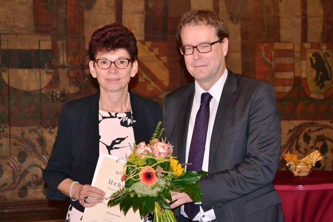 Beate Sill und OB Bruns (Foto: Stadtverwaltung M&uuml;hlhausen)