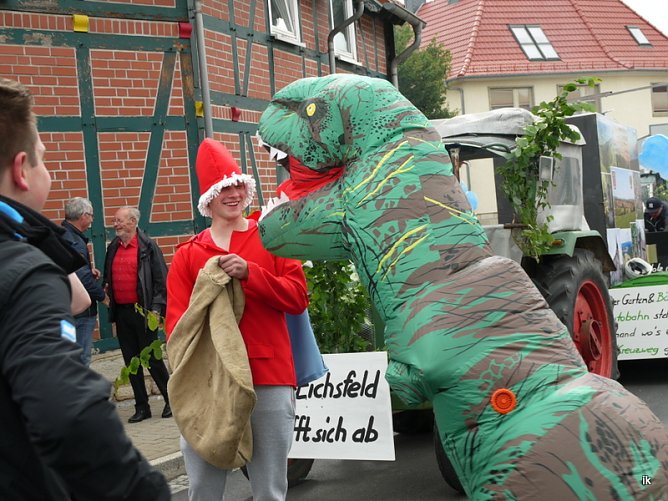 Beim Umzug (Foto: Ilka Kühn) Beim Umzug (Foto: Ilka Kühn)