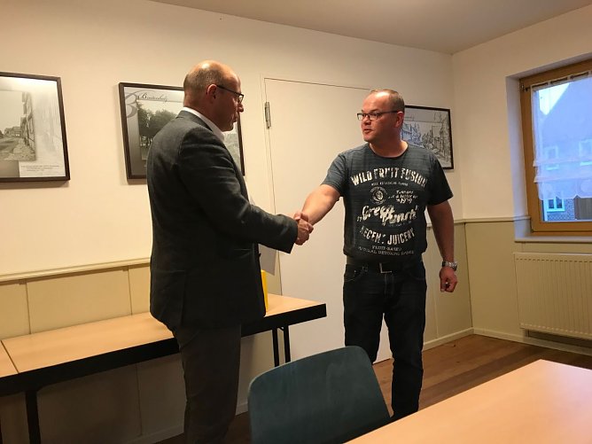 Verpflichtung J&ouml;rg Neubert (Foto: Ilka K&uuml;hn)