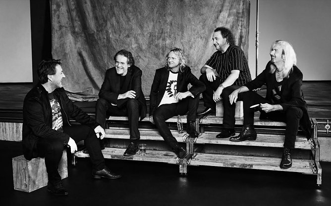 Karat (Foto: Agentur)