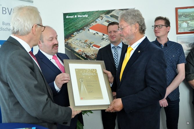 Auszeichnung (Foto: Ilka K&uuml;hn)