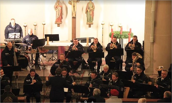 Polizeiorchester (Foto: Michael Apel)