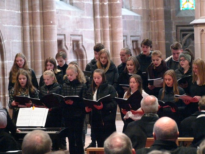 Schulchor (Foto: Ilka Kühn) Schulchor (Foto: Ilka Kühn)