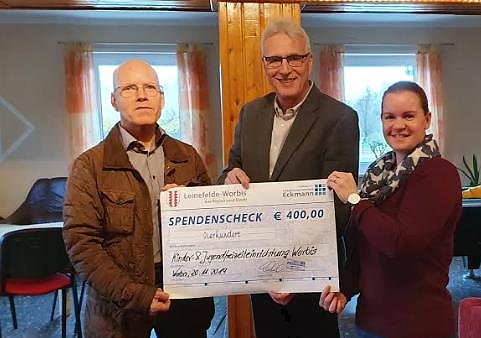 Scheckübergabe (Foto: Diakonie) Scheckübergabe (Foto: Diakonie)