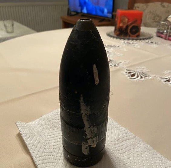 Granate als Tischdeko (Foto: Landespolizeiinspektion Nordhausen)