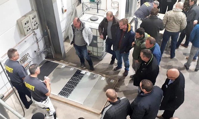 SAKRET Schulung (Foto: SAKRET GmbH) SAKRET Schulung (Foto: SAKRET GmbH)