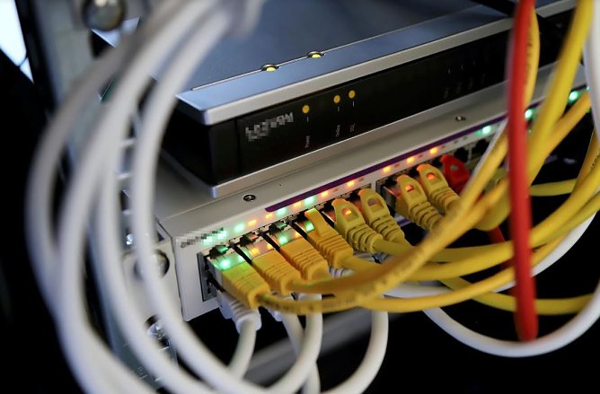 Rechner (Foto: Ren&eacute; Wei&szlig;bach)