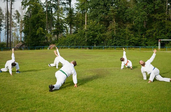 Erw&auml;rmung (Foto: Domenic Hesse)