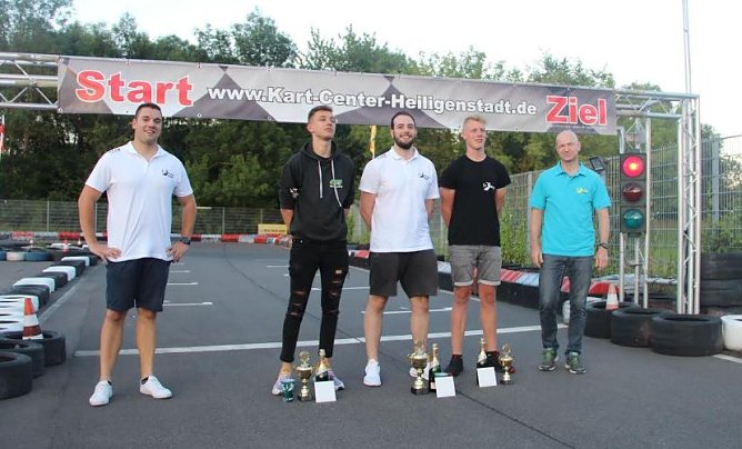 Sieger beim Go-Kart (Foto: J&ouml;rg H&uuml;bsch)