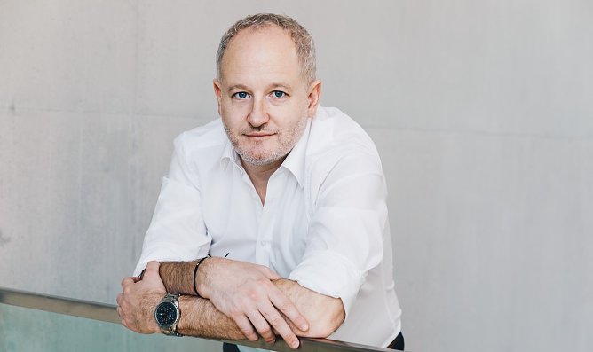 Regisseur Achim Lenz (Foto: Julia Lormis) Regisseur Achim Lenz (Foto: Julia Lormis)