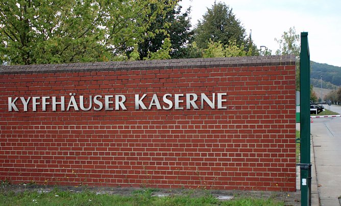 Panzerkompanie in Bad Frankenhausen verabschiedet (Foto: Karl-Heinz Herrmann) Panzerkompanie in Bad Frankenhausen verabschiedet (Foto: Karl-Heinz Herrmann)