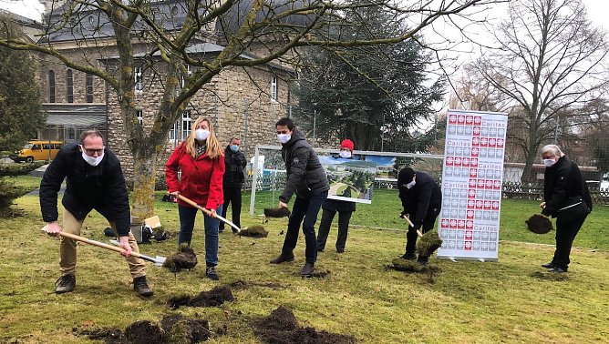 Spatenstich zum neuen Hospiz (Foto: Caritas)