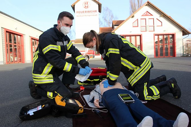 &Uuml;bungspuppen im Einsatz (Foto: Feuerwehr Heiligenstadt)