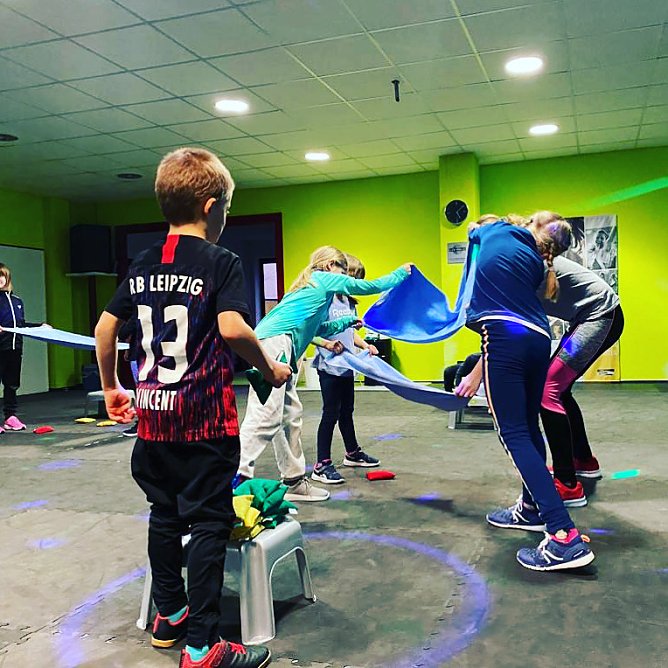 Starke Muskeln - starker Geist - Koordinationstraining f&uuml;r Kinder (Foto: DLRG)