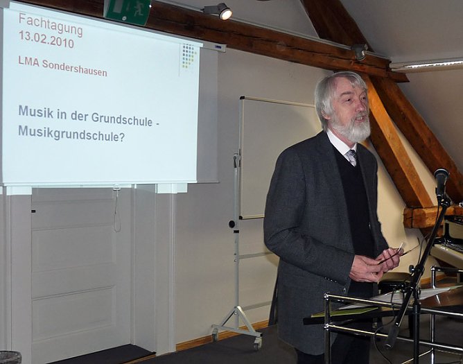 Prof. Dr. Eckart Lange (Foto: Karl-Heinz Herrmann) Prof. Dr. Eckart Lange (Foto: Karl-Heinz Herrmann)