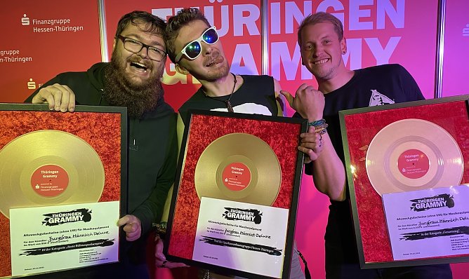 Haben gut lachen:Th&uuml;ringen-Grammy-Sieger "Jungfrau m&auml;nnlich de Laxe" (Foto: SAYS-marketing)