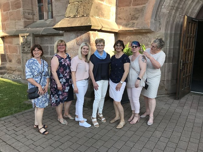 v.l. Michaela Ertmer, Stefanie Gatzemeier, Christiane Raabe, Erika Hottenrott, Simone Senft, Katja Godehardt und Beatrix Fingerhut (Foto: Florian Grewe)