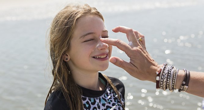 Sonnenschutz ist eminent wichtig (Foto: KNAPPSCHAFT)