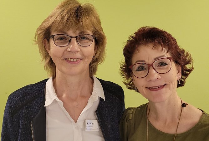 Bild: v.l.n.r.: Josefine Wolf, Martina Kups (Foto: Christina Hoch)