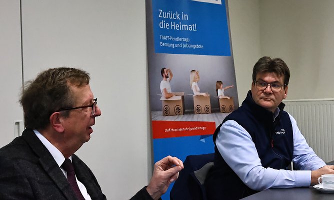 Landrat Dr. Henning und Teamleiter der ThAFF Andreas Knuhr (Foto: ThAFF)