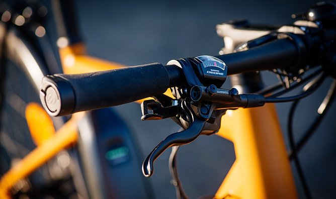 Zum Saisonstart sollten Bremsen, Beleuchtung und Bereifung &uuml;berpr&uuml;ft werden (Foto: Steve Bauerschmidt)