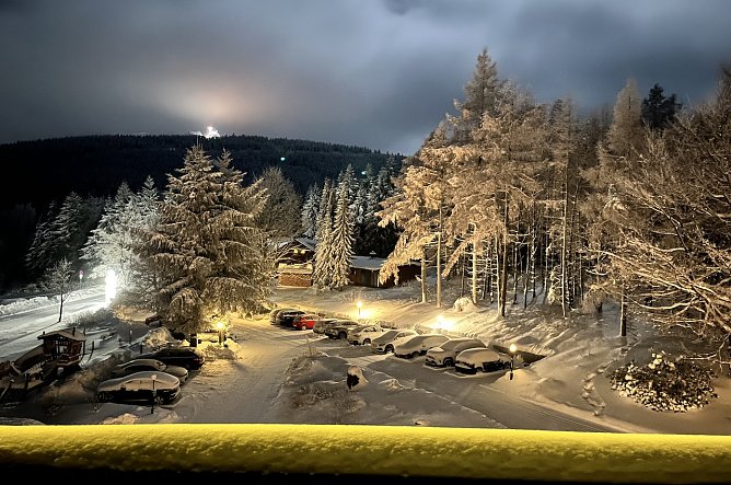 Vollmondnacht im Oberwiesentahl mit Blick auf den Fichtelberg (Foto: Ringo R&uuml;ger aus Nordhausen)