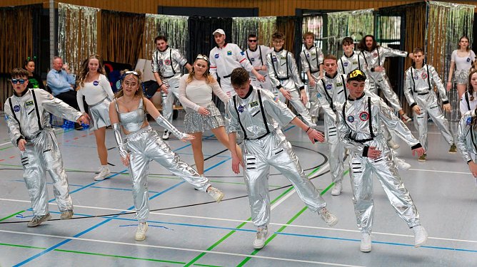 Worbiser "Abinauten" mit gro&szlig;er Show am letzten Schultag (Foto: N.B&ouml;hlitz)