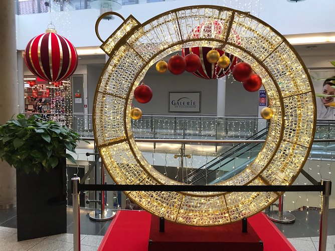 Schöne Weihnachtsdekoration in einer Einkaufspassage in Sondershausen (Foto: Maria W.) Schöne Weihnachtsdekoration in einer Einkaufspassage in Sondershausen (Foto: Maria W.)