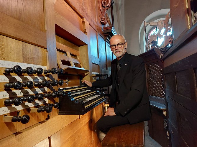 Organist Arjan Breukhoven (Foto: Breukhoven) Organist Arjan Breukhoven (Foto: Breukhoven)