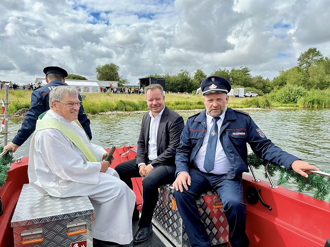 Neues Rettungsboot wurde eingesegnet (Foto: R.Wei&szlig;bach)