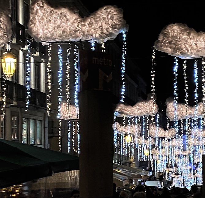 Schneewolken in Lissabon (Foto: Moritz B.W.)